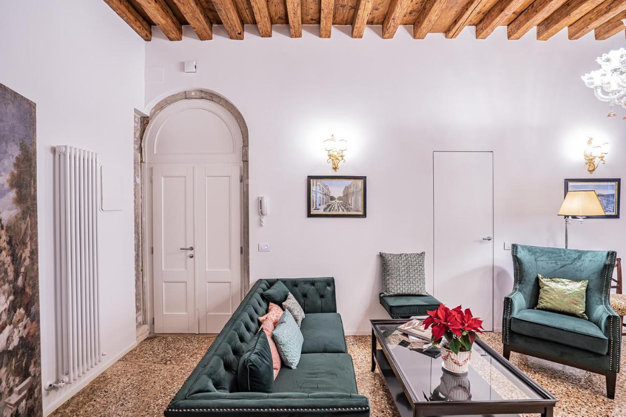 Ca' San Beneto Completely Refurbished In A Fabulously Central Area Venice Exterior photo