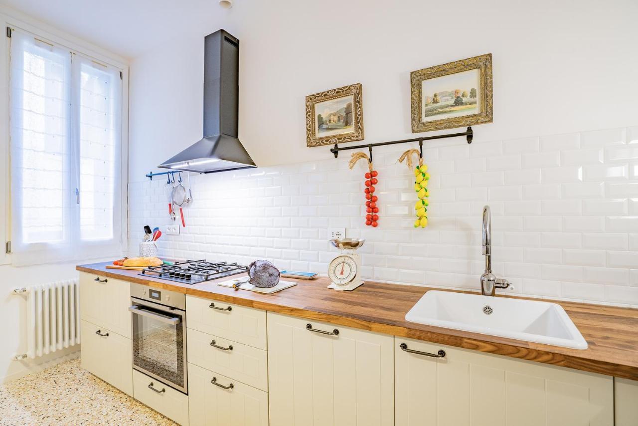 Ca' San Beneto Completely Refurbished In A Fabulously Central Area Venice Exterior photo