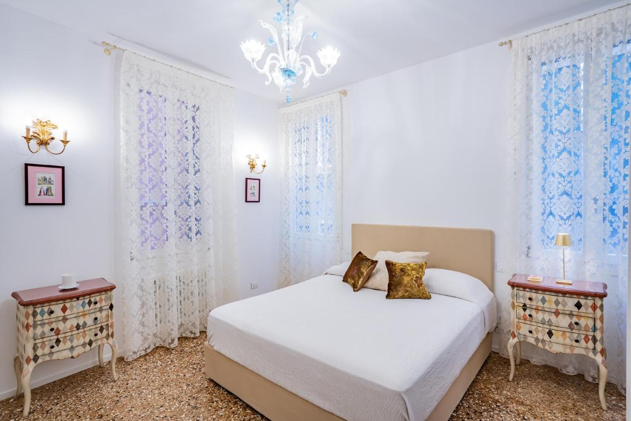 Ca' San Beneto Completely Refurbished In A Fabulously Central Area Venice Exterior photo