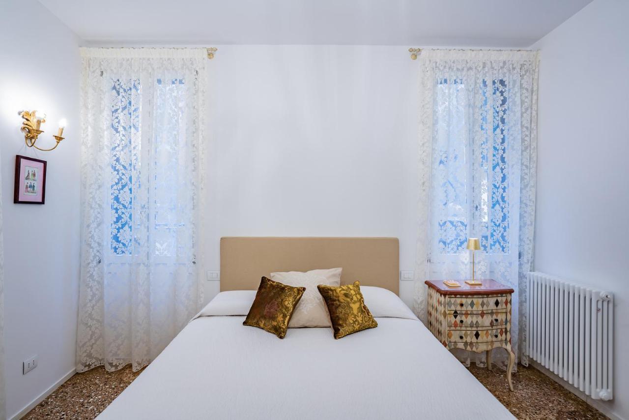 Ca' San Beneto Completely Refurbished In A Fabulously Central Area Venice Exterior photo